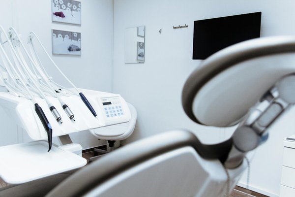 Revitalize your smile at dubai's premier dental clinic